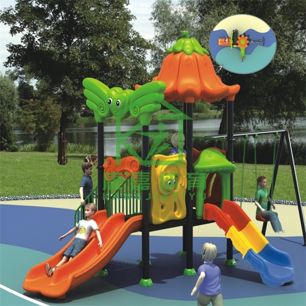 儿童滑梯