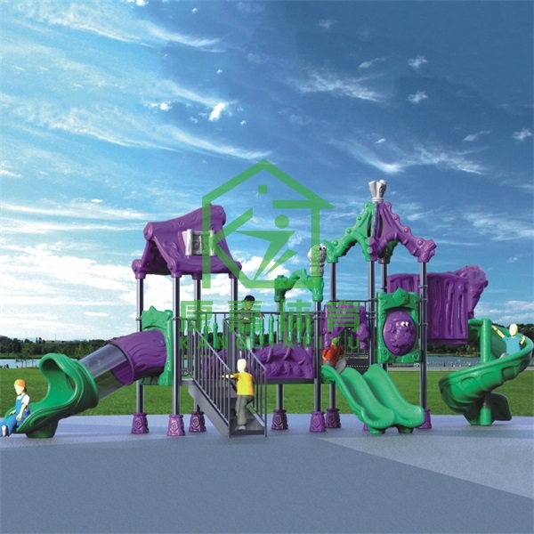 儿童滑梯